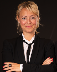 Cassandra Schlangen (Portrait)